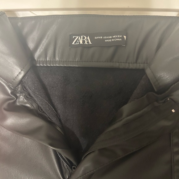 Zara leather black skirt - Picture 3 of 3